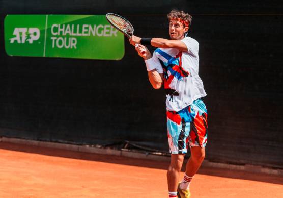 Tennis, capolavoro di Francesco Forti: batte Vit Kopriva a Napoli