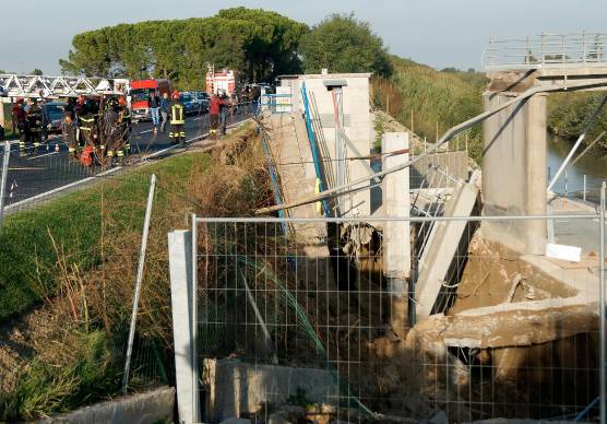 Ravenna. Chiusa San Bartolo. I periti: «Errori da abc dell’ingegneria»