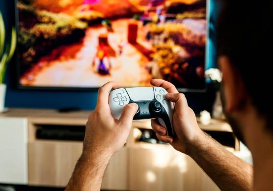 Rimini, una “playstation medicale per fare riabilitazione da casa”: la clinica Sol et Salus lancia il gioco più salutare del mondo