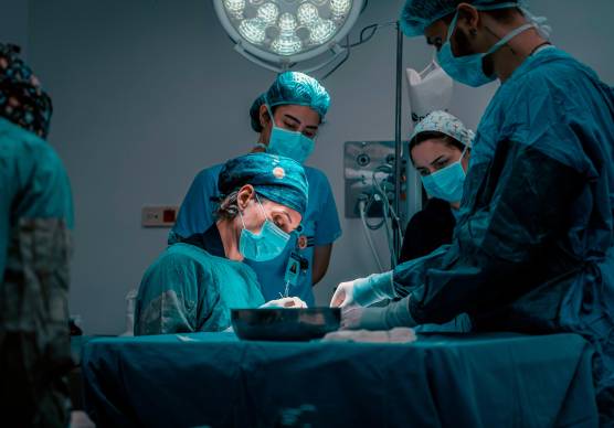 Forlì, protesi all’anca difettosa: risarcimento di 110mila euro