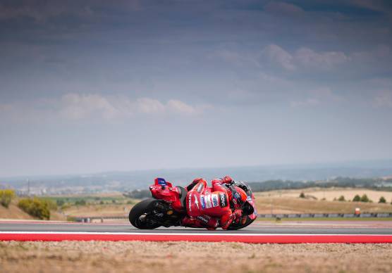 MotoGp, Marc Marquez vince la Sprint, doppietta Gresini sul podio con Alex Marquez e Aldeguer