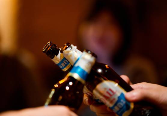 Rimini, vende alcolici a due ragazze di 14 anni: il locale rischia fino a un mese di chiusura