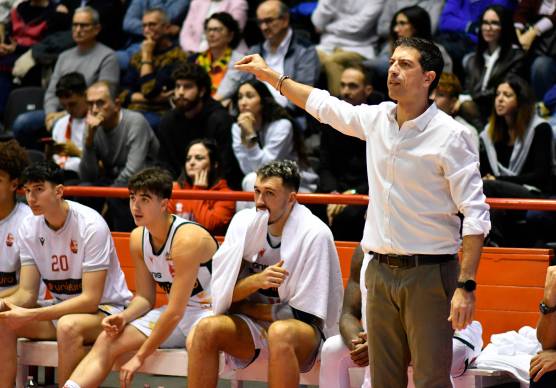 Il coach biancorosso Antimo Martino