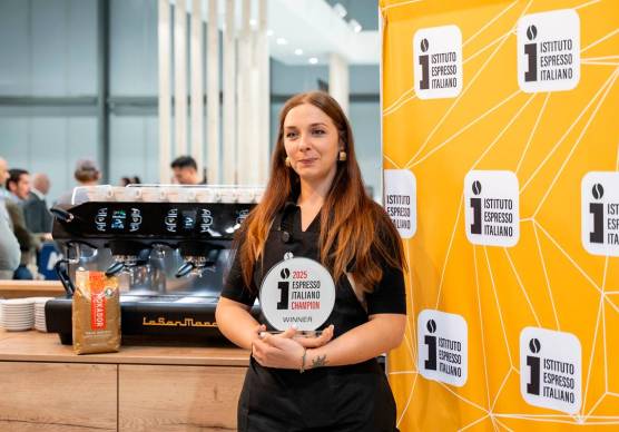 Giulia Ruscelli è barista al Lovo Bar e Pasticceria di Forlì