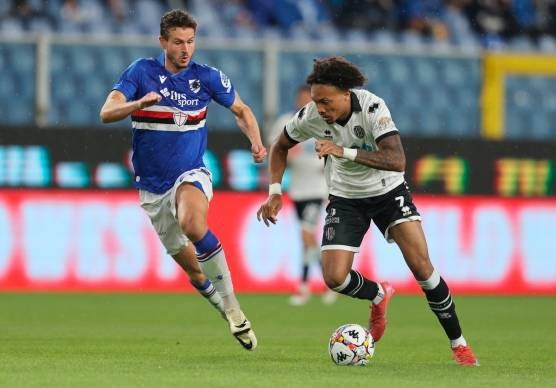 Dopo aver realizzato un gol storico, il primo in assoluto del campionato, Jalen Blesa si è fermato (Rega)