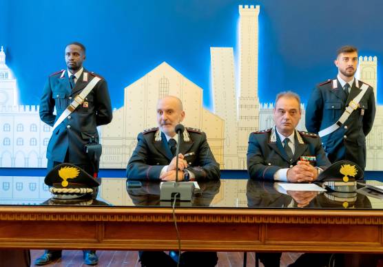 La conferenza stampa di oggi dei Carabinieri (foto Mauro Monti Mmph)