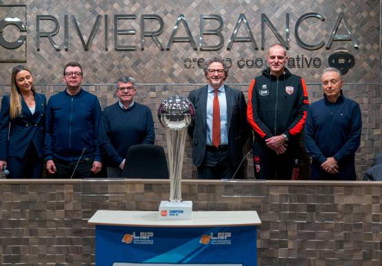 Sandro Dell’Agnello e Piero Bucchi (gli ultimi a destra nella foto) sono pronti a ritrovarsi di fronte in Coppa