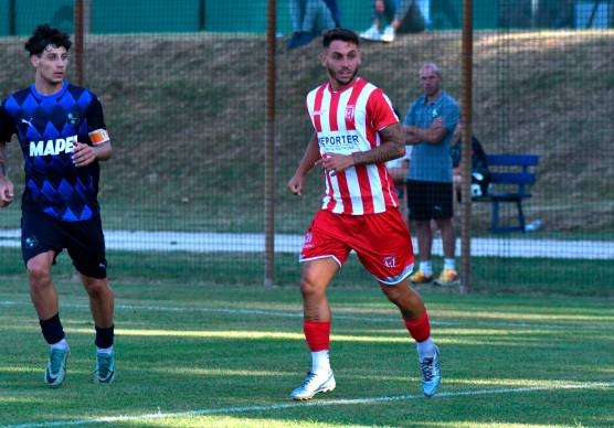 Simone Saporetti con la maglia del Forlì (foto Fabio Blaco)