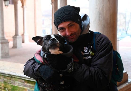 Forlì, la buona notizia: Tony e Masha hanno una casa per un mese