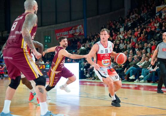 La Dole pesca Livorno: i quarti play-off in palio domenica alle 19