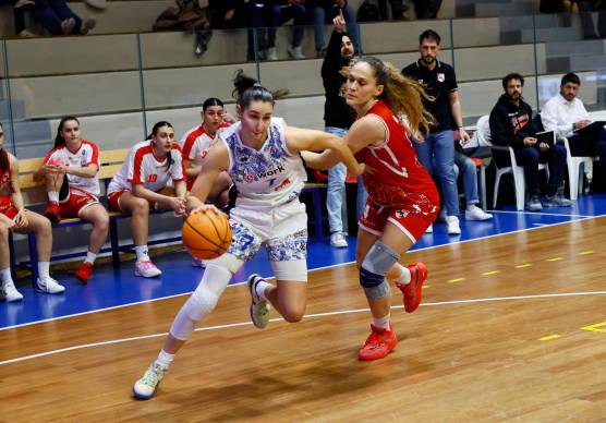 Sara Ronchi ha segnato 9 punti nella trasferta di Ancona (foto mmph)