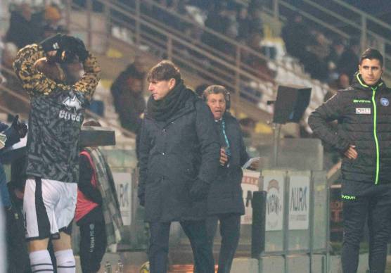 L’allenatore del Cesena Michele Mignani (foto Zanotti)