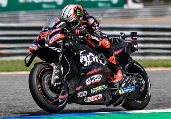 MotoGp, un super Bezzecchi domina il Gp di Thailandia