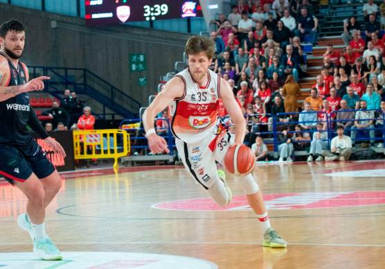 Ivan Alipiev, Dole Basket Rimini (foto Morosetti)