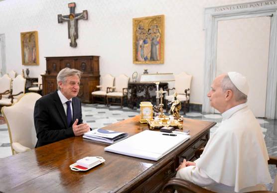 L’incontro fra il presidente della Fondazione Meeting per l’amicizia fra i popoli, Bernhard Scholz, e Papa Leone XIV