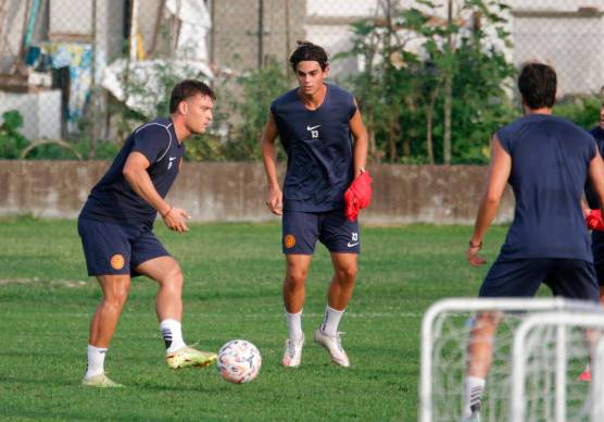 Simone Rabbi durante il suo primo allenamento a Glorie (Fiorentini)