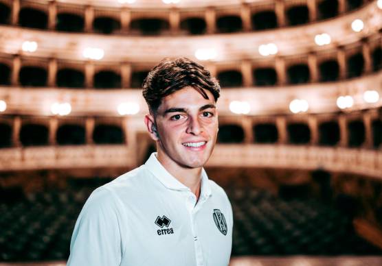 Il Cesena ufficializza Matteo Guidi, centrocampista che può giocare anche nella difesa a tre