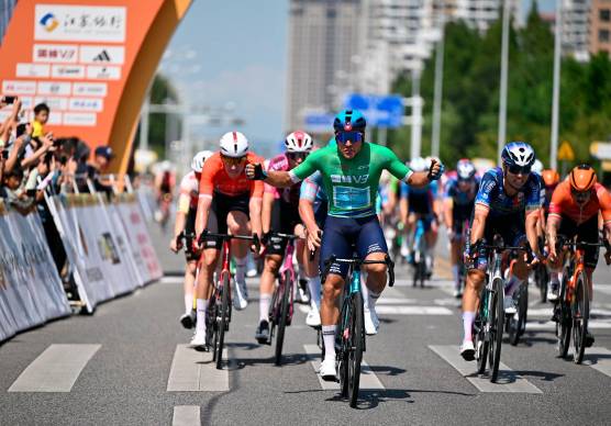 Malucelli, pronto riscatto e volata vincente nella seconda tappa del Tour of Taihu Lake