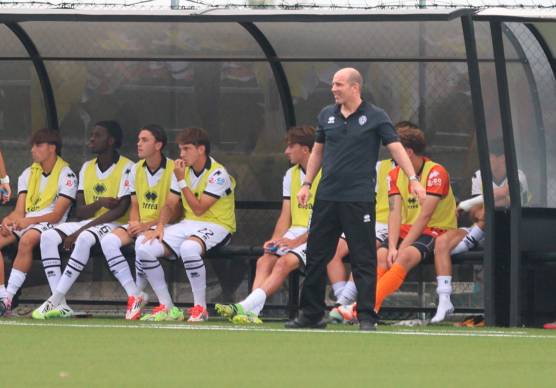 L’allenatore del Cesena Nicola Campedelli