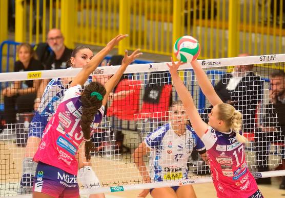 Quella di stasera sarà una delle ultime apparizioni romagnole di Sara Caruso destinata a Firenze foto fiorentini