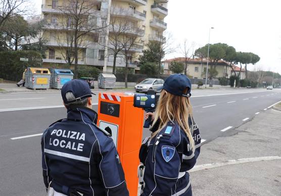 Ravenna, nel 2025 un totale di 11,7 milioni di multe, 75 euro per abitante: quasi quattro volte di più rispetto a Forlì e Cesena