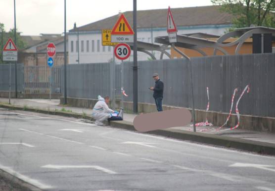 La zona in cui è avvenuto il ritrovamento del cadavere (foto e video Massimo Fiorentini)