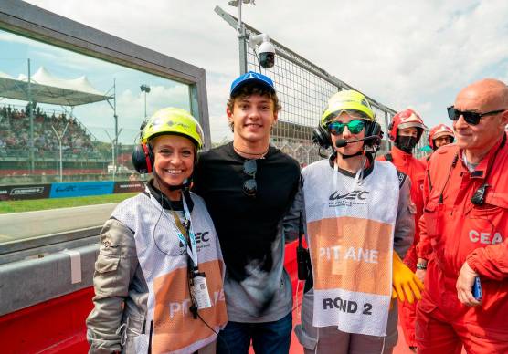 Imola Wec, gli applausi per Kimi Antonelli, il tifo e l’emozione in autodromo il giorno della gara Gallery FOTO MMPH