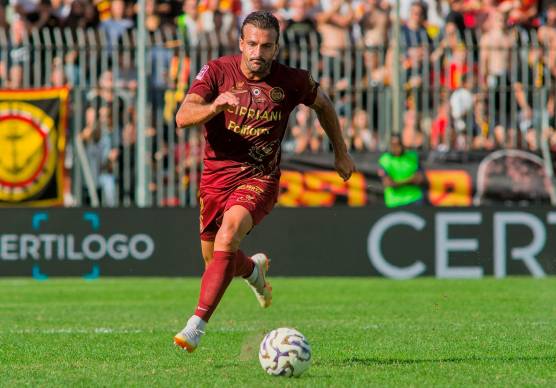 L’esperto difensore giallorosso Giulio Donati