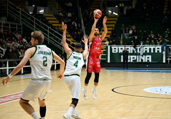 La Dole crolla nel finale ad Avellino (87-78)
