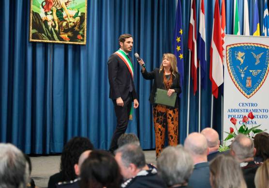 Enzo Lattuca oggi alla Festa della Polizia (Zanotti)