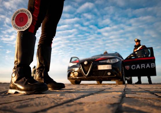 San Mauro Pascoli, donna aggredita e violentata in pieno giorno mentre fa jogging: 26enne arrestato