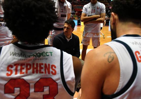 Un time-out di Antimo Martino (foto Fabio Blaco)