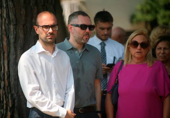 A sinistra, il sindaco Mirko Boschetti (Fiorentini)