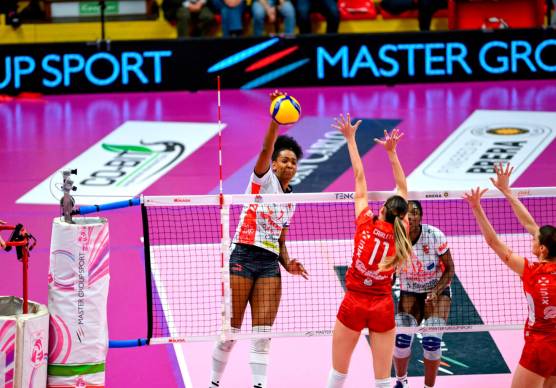 Amandha Sylves in maglia Cuneo