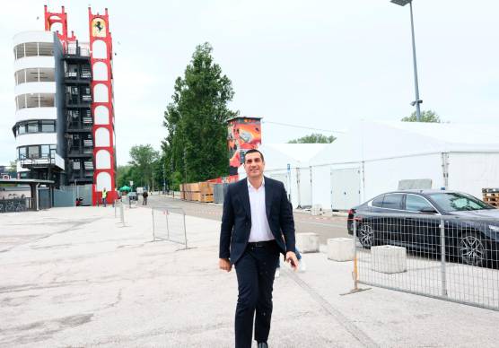 Il presidente della Regione Emilia Romagna Michele De Pascale oggi a Imola (Foto e video Mauro Monti MMph)