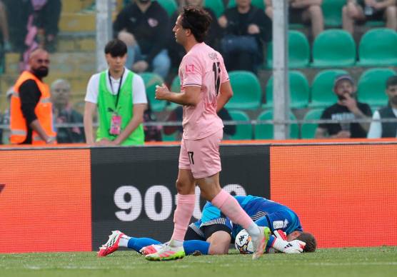Cesena, che botta: Klinsmann resta ricoverato a Palermo e il suo campionato è finito sabato