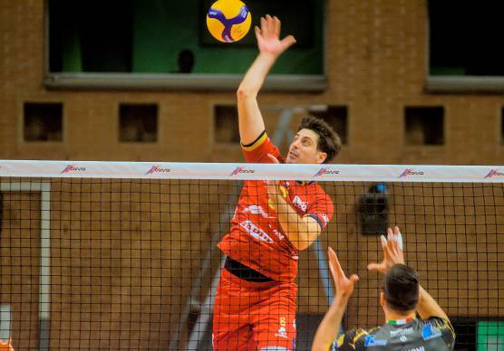 La Consar ha messo la quinta e si ritrova capolista solitaria