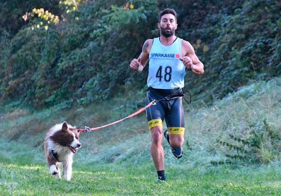 Luca Pilato in alcune gare di canicross