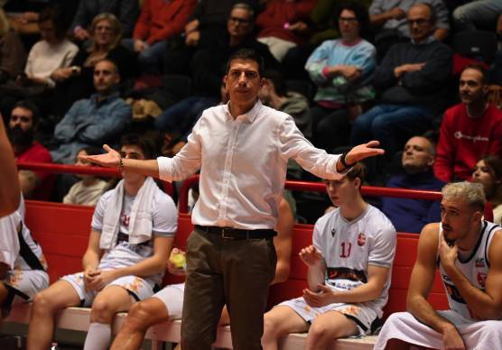 La Dole è simbolo di continuità, l’Unieuro è dentro un vortice pericoloso: ecco come si chiude il 2025 delle romagnole di A2