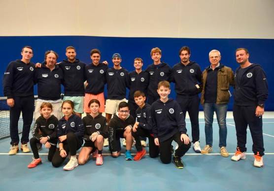Tennis, fantastico Ct Massa Lombarda: è in finale scudetto
