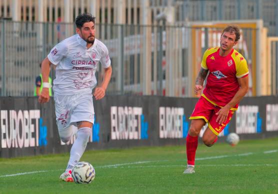 Francesco Corsinelli in azione (foto MASSIMO FIORENTINI)