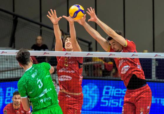 Il giovane centrale giallorosso Nicolò Ciccolella (Fiorentini)