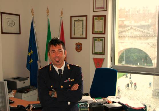 Rimini. Polizia, dopo oltre 41 anni di servizio il Sostituto Commissario Papagni va in pensione