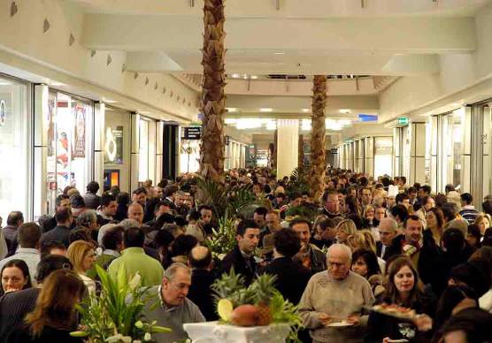 L’inaugurazione dell’ipermercato delle Befane a Rimini nel 2005