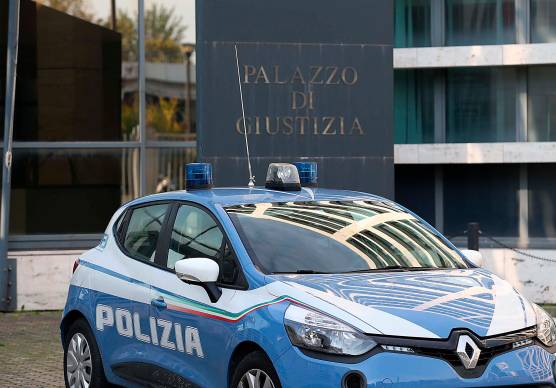 Rimini. Sotto casa della madre nonostante il divieto: arrestato dalla Polizia