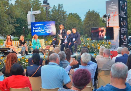 A Marina di Ravenna la festa nazionale del Popolo della Famiglia, fra vip e militanti