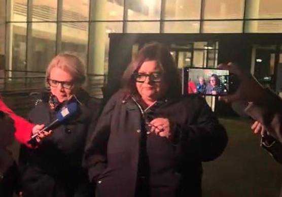 Omicidio di Pierina, Valeria Bartolucci e la sua avvocata dopo l’interrogatorio di Dassilva. VIDEO