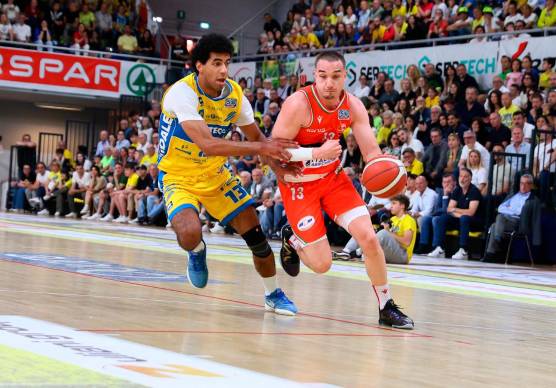 Toni Perkovic Unieuro Forlì