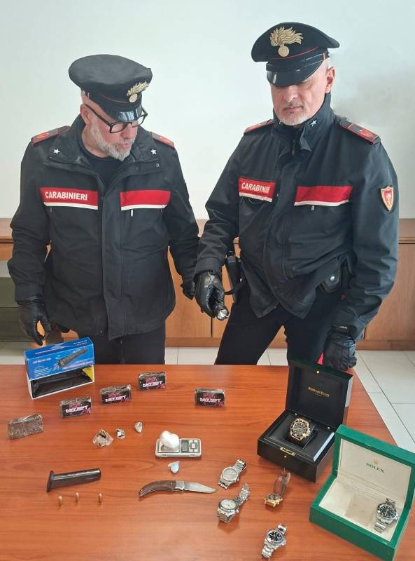 Cesena, violenza sessuale di gruppo a una ragazza e spaccio di droga: un arresto e sette denunce a giovani tra i 19 e 25 anni