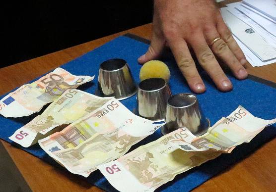 Rimini, estate ancora con i pallinari: 26 sanzioni e 15 denunce